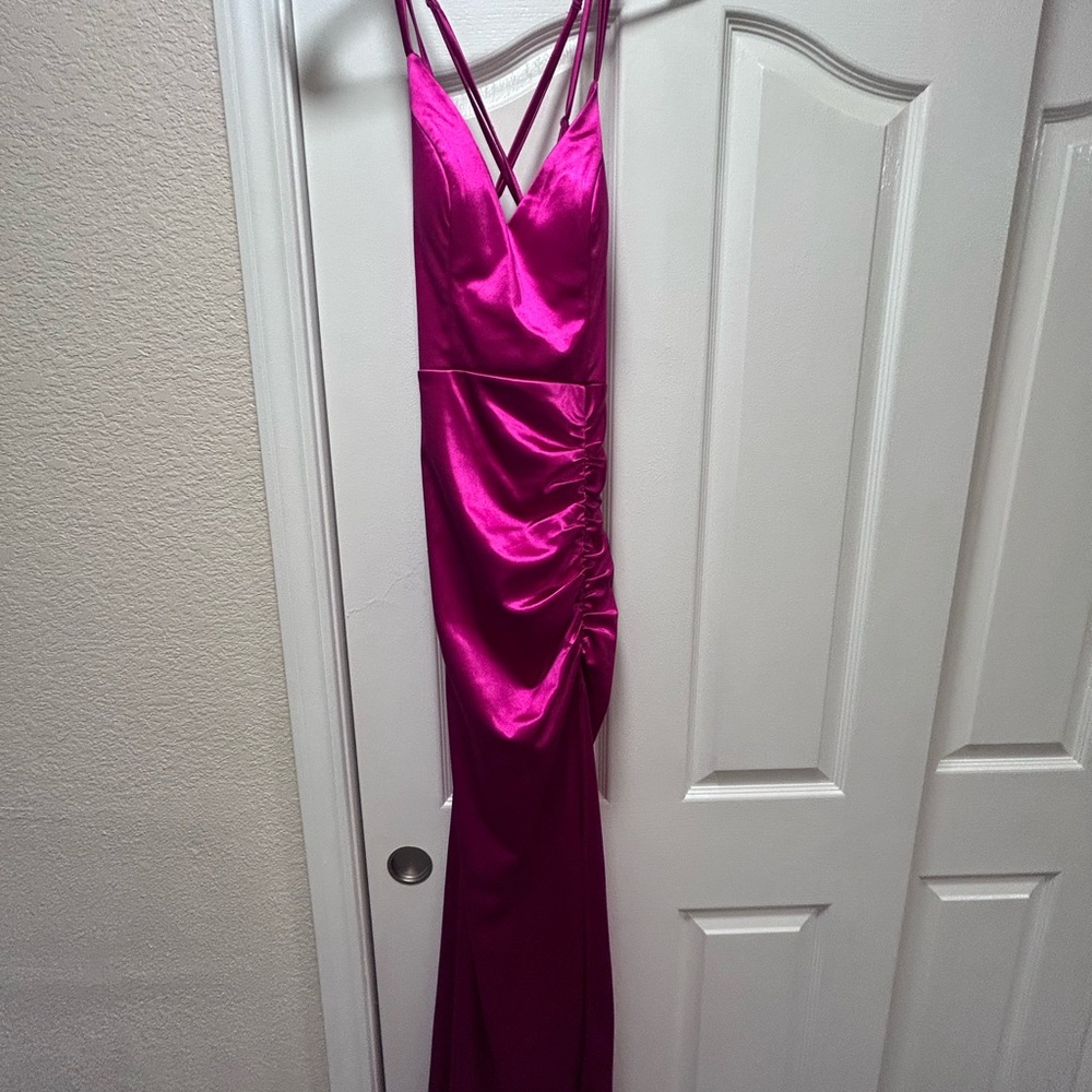 Elegant Pink Satin prom dress